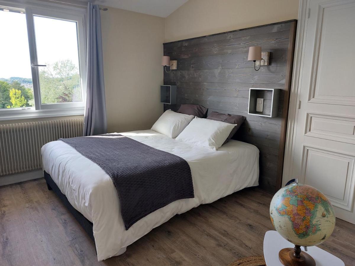 Chambres D'Hotes Le Relais Globe Trotteur Montaigu  Exteriör bild