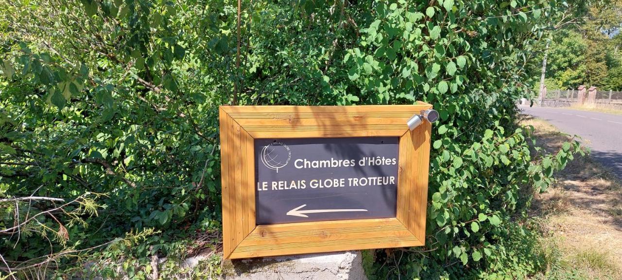Chambres D'Hotes Le Relais Globe Trotteur Montaigu  Exteriör bild
